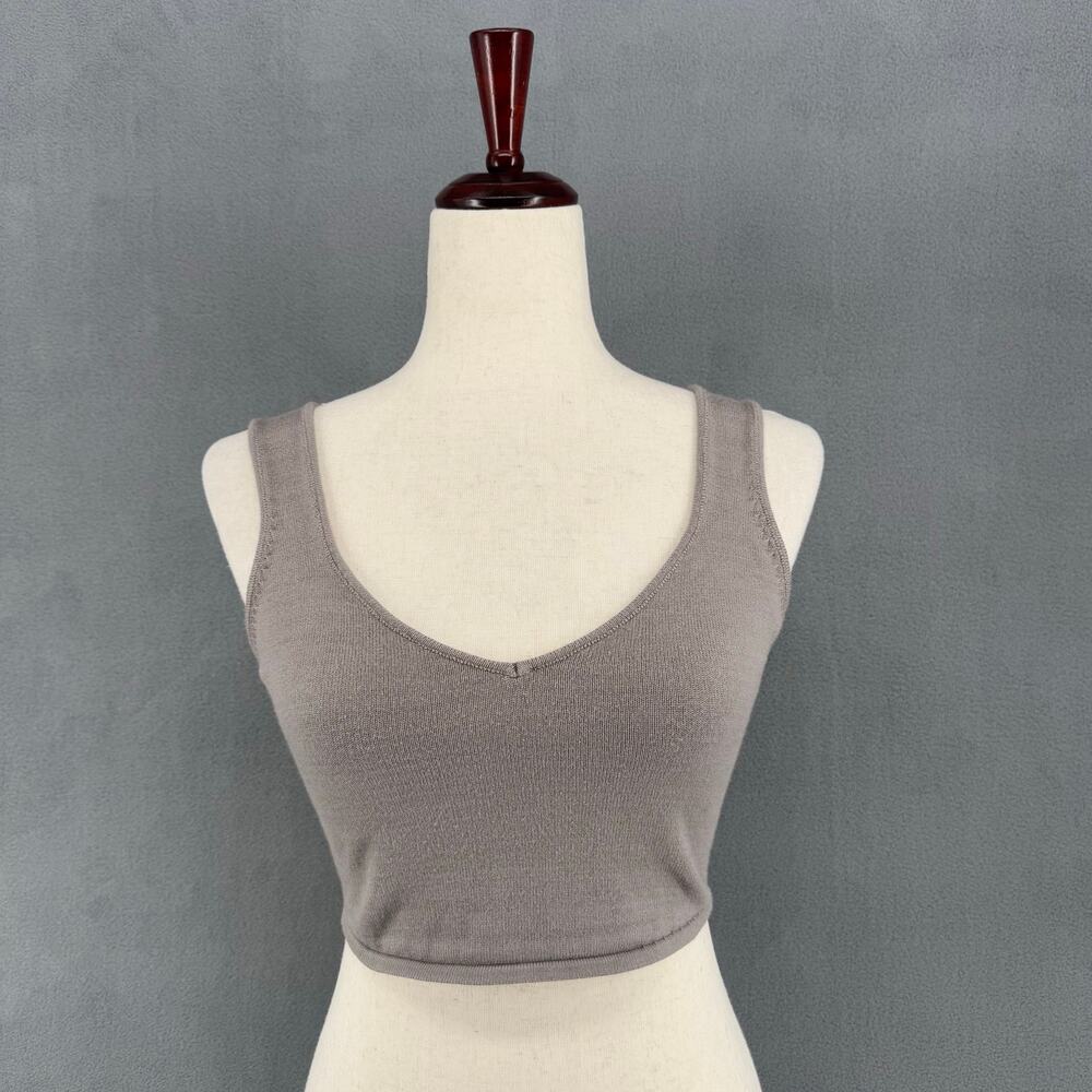 House Of Harlow 1960 Wide Strap Crop Top V Neck‎ S Neutral Grey